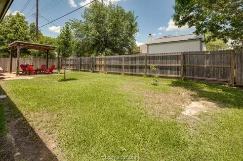 4601 Brompton Ln, Bryan, TX 77802 photo 22