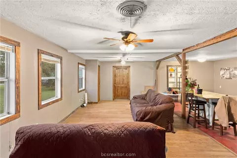 6421 Broach Rd, Bryan, TX 77808 photo 9