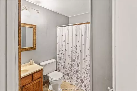 6421 Broach Rd, Bryan, TX 77808 photo 10