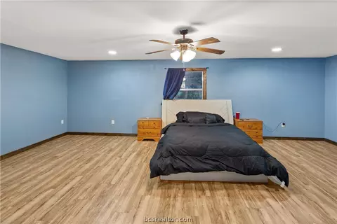 6421 Broach Rd, Bryan, TX 77808 photo 11