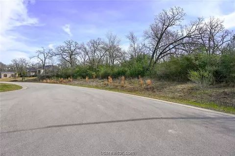 3905 Hideout Cv, Bryan, TX 77808 photo 2