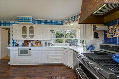 1006 Esther Blvd, Bryan, TX 77802 photo 7