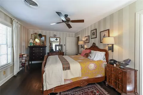 1006 Esther Blvd, Bryan, TX 77802 photo 14