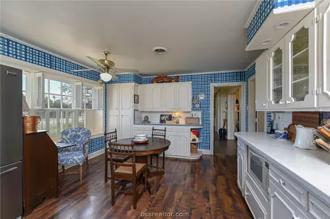 1006 Esther Blvd, Bryan, TX 77802 photo 8