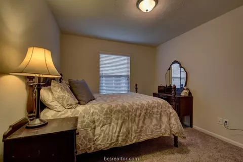 2017 Arable Ct, Brenham, TX 77833 photo 16