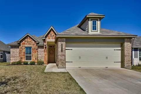 2017 Arable Ct, Brenham, TX 77833 photo 1