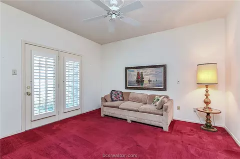 703 Walker St, Bryan, TX 77802 photo 10