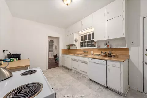 1007 W 26th St, Bryan, TX 77803 photo 6