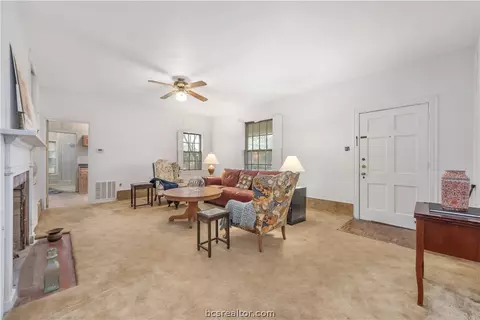 1007 W 26th St, Bryan, TX 77803 photo 5