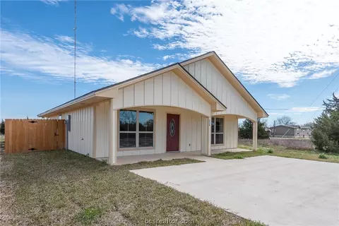 3640 Rabbit Ln, Bryan, TX 77808 photo 2