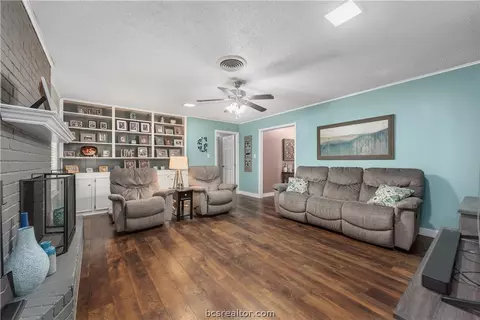 2312 Devonshire St, Bryan, TX 77802 photo 4