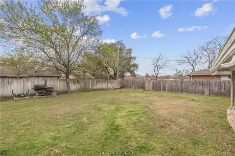 2312 Devonshire St, Bryan, TX 77802 photo 21