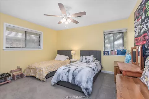 2312 Devonshire St, Bryan, TX 77802 photo 14