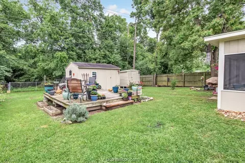 3219 Red Robin Loop, Bryan, TX 77802 photo 21