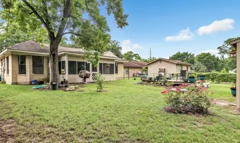 3219 Red Robin Loop, Bryan, TX 77802 photo 22