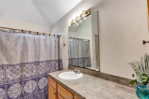 2230 Howell, Bryan, TX 77803 photo 14