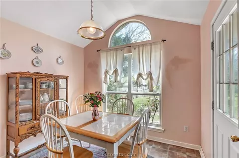 2230 Howell, Bryan, TX 77803 photo 8