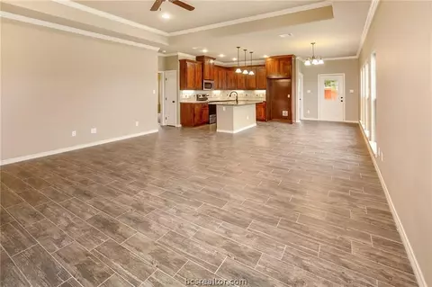 1922 Debbie Dr, Bryan, TX 77802 photo 6