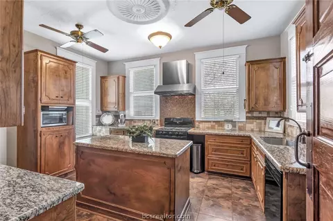708 S Bryan, Bryan, TX 77803 photo 16