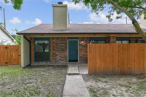 2812 Forest Bnd, Bryan, TX 77801 photo 1