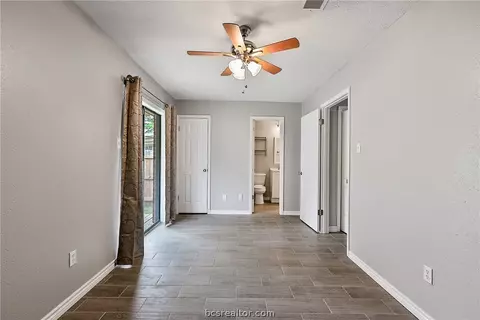 2812 Forest Bnd, Bryan, TX 77801 photo 9
