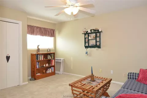 913 Westview St, Bryan, TX 77802 photo 27