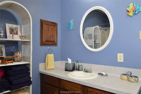 913 Westview St, Bryan, TX 77802 photo 28