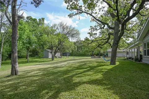 401 Brookside Dr E, Bryan, TX 77801 photo 44