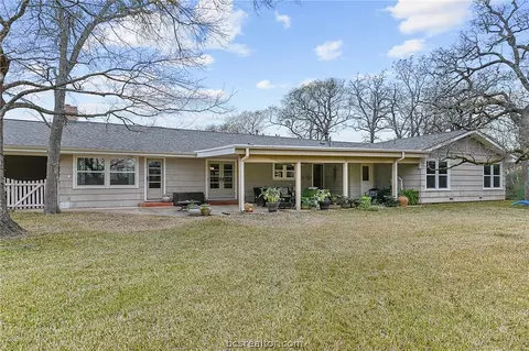 401 Brookside Dr E, Bryan, TX 77801 photo 28