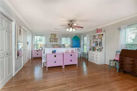401 Brookside Dr E, Bryan, TX 77801 photo 20