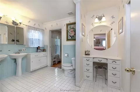 401 Brookside Dr E, Bryan, TX 77801 photo 21