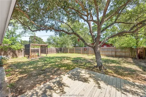 4008 Willow Oak St, Bryan, TX 77802 photo 18