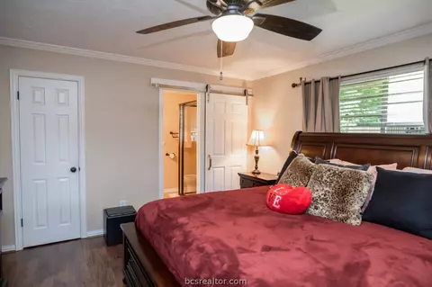 2205 Hillside Dr, Bryan, TX 77802 photo 16