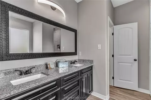809 W 17th St, Bryan, TX 77803 photo 11
