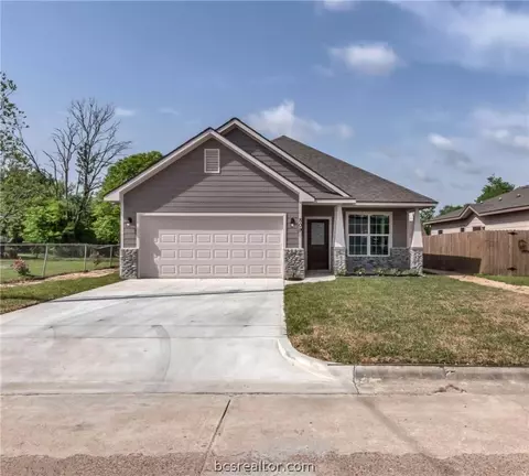 809 W 17th St, Bryan, TX 77803 photo 2