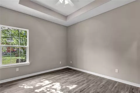 809 W 17th St, Bryan, TX 77803 photo 3