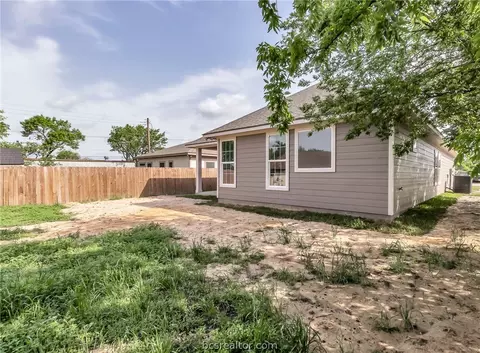 809 W 17th St, Bryan, TX 77803 photo 24