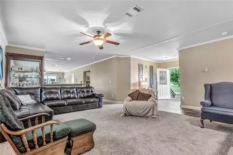 13590 Garrett Ln, Bryan, TX 77808 photo 8