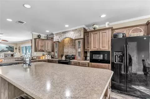 13590 Garrett Ln, Bryan, TX 77808 photo 12