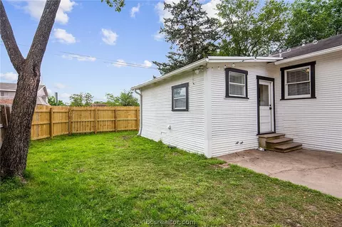 814 E 29th St, Bryan, TX 77803 photo 21