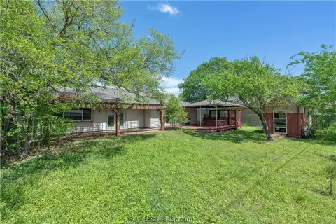 3905 Oak Bend Dr, Bryan, TX 77802 photo 15
