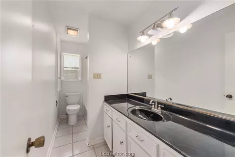 3905 Oak Bend Dr, Bryan, TX 77802 photo 13