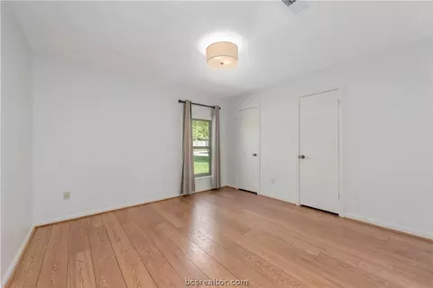 3905 Oak Bend Dr, Bryan, TX 77802 photo 12