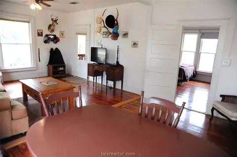 305 E Young, Llano, TX 78643 photo 14