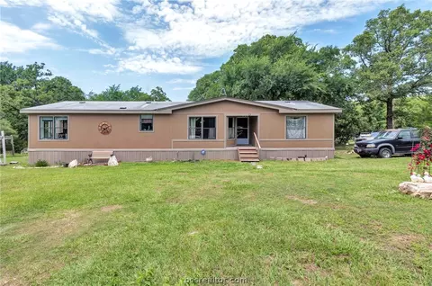 8517 Twisting Trl, Bryan, TX 77808 photo 19