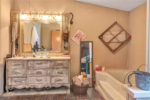 8517 Twisting Trl, Bryan, TX 77808 photo 7
