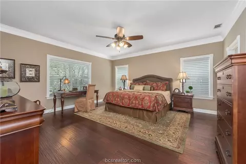 4613 Locksford Dr, Bryan, TX 77802 photo 16