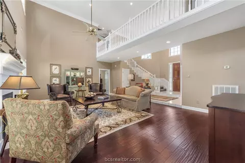4613 Locksford Dr, Bryan, TX 77802 photo 4
