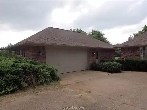 6350 Ethan Ln, Bryan, TX 77808 photo 2
