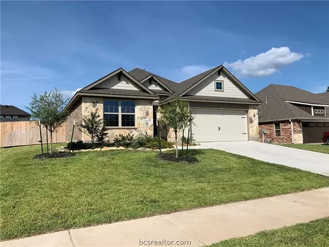 3465 Lockett Hall Cir, Bryan, TX 77808 photo 2